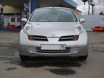 2002 Nissan March Pictures