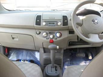2002 Nissan March Photos