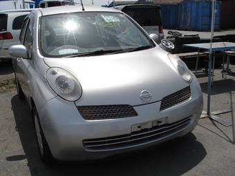 2002 Nissan March Photos