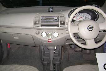 2002 Nissan March Pictures