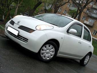 2002 Nissan March Photos