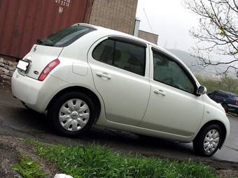 2002 Nissan March Photos