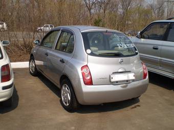 2002 Nissan March Pictures
