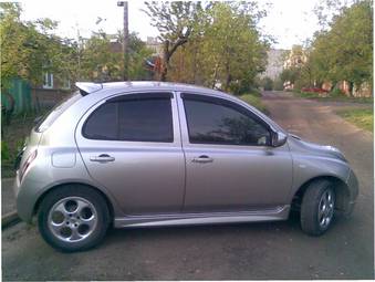 2002 Nissan March Photos