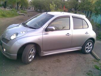 2002 Nissan March Pictures