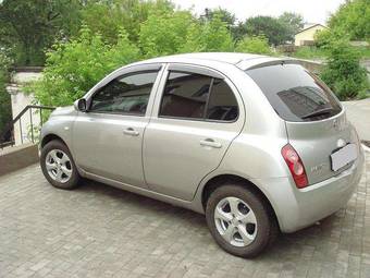 2002 Nissan March Pictures