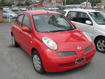 2002 Nissan March Pics