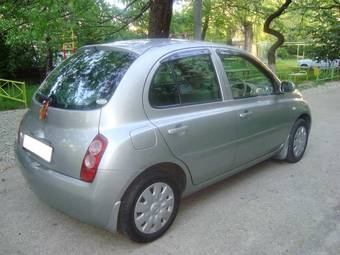 2002 Nissan March Photos