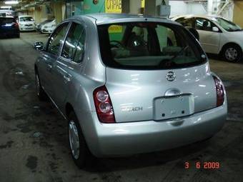 2002 Nissan March Images