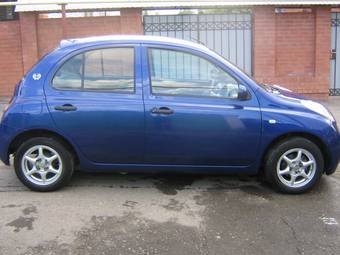 2002 Nissan March Pictures