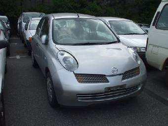 2002 Nissan March Photos