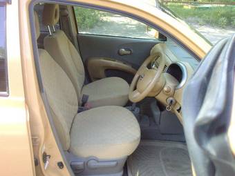 2002 Nissan March Pictures