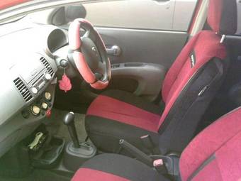 2002 Nissan March Photos