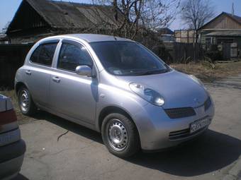 2002 Nissan March Photos