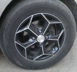 2002 Nissan March Photos