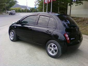 2002 Nissan March Photos