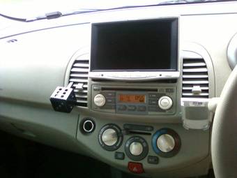 2002 Nissan March Images