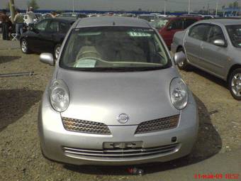 2002 Nissan March Pictures