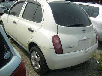 2002 Nissan March Photos