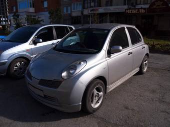 2002 Nissan March Pictures