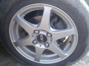 2002 Nissan March Images