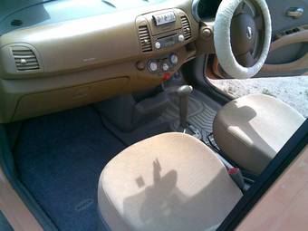 2002 Nissan March Pictures