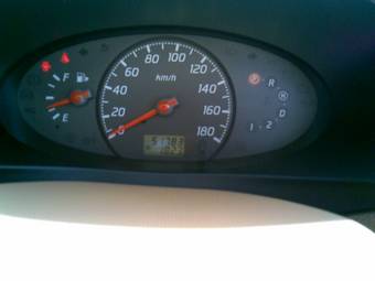 2002 Nissan March Photos