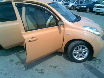 2002 Nissan March Photos