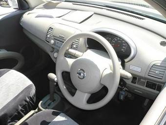 2002 Nissan March Pictures