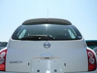 2002 Nissan March Photos