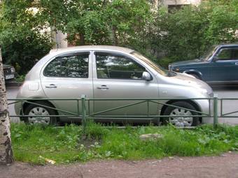 2002 Nissan March Photos