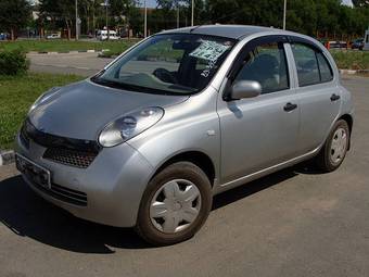 2002 Nissan March Pictures
