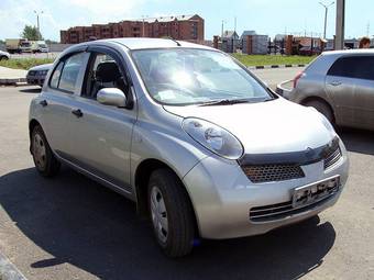 2002 Nissan March Pictures