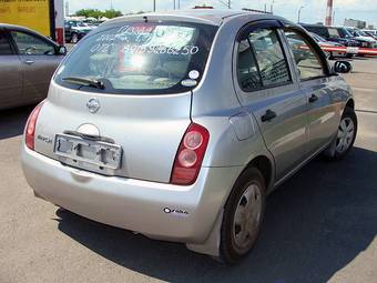 2002 Nissan March Photos
