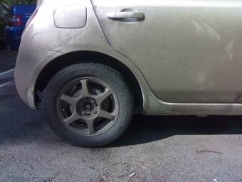 2002 Nissan March Pictures
