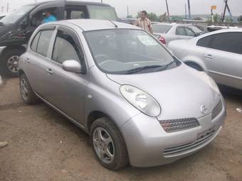 2002 Nissan March Pictures