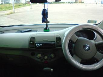 2002 Nissan March Photos