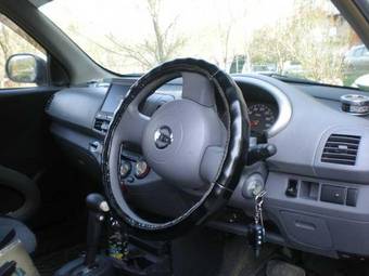 2002 Nissan March Pictures