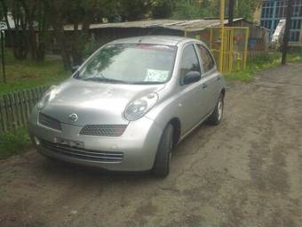 2002 Nissan March Pictures