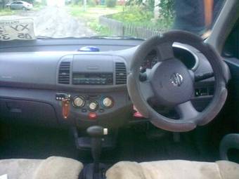 2002 Nissan March Photos