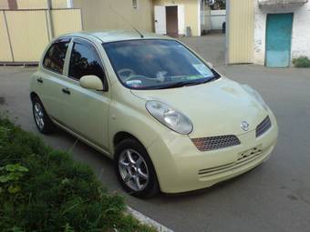 2002 Nissan March Pictures