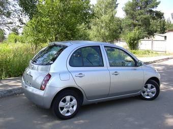 2002 Nissan March Photos