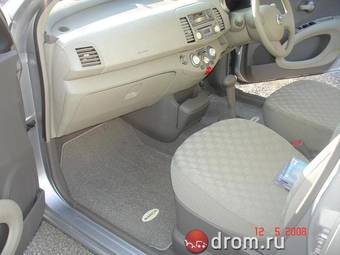2002 Nissan March Photos