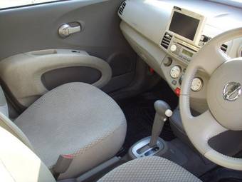 2002 Nissan March Photos