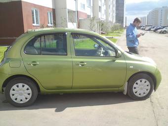 2002 Nissan March Photos