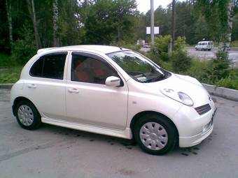 2002 Nissan March Photos