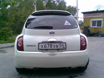 2002 Nissan March Pictures