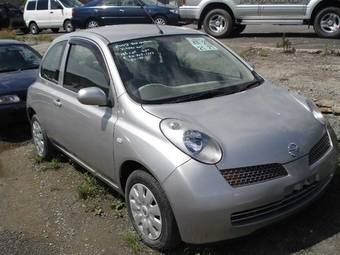 2002 Nissan March Pictures