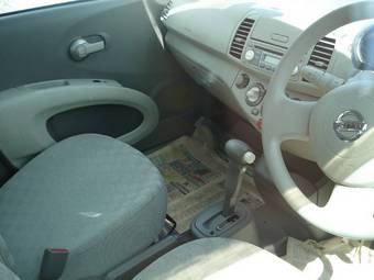 2002 Nissan March Pictures