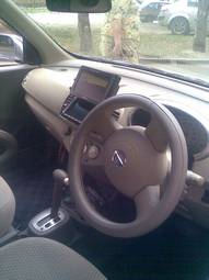 2002 Nissan March Photos
